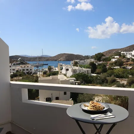 Hotell Armadoros / Backpackers Ios