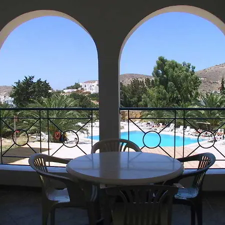 Armadoros / Backpackers 2* Chora (Ios)