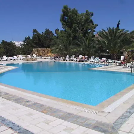 Armadoros / Backpackers Hotel Ios