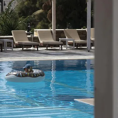 Armadoros / Backpackers Chora (Ios)