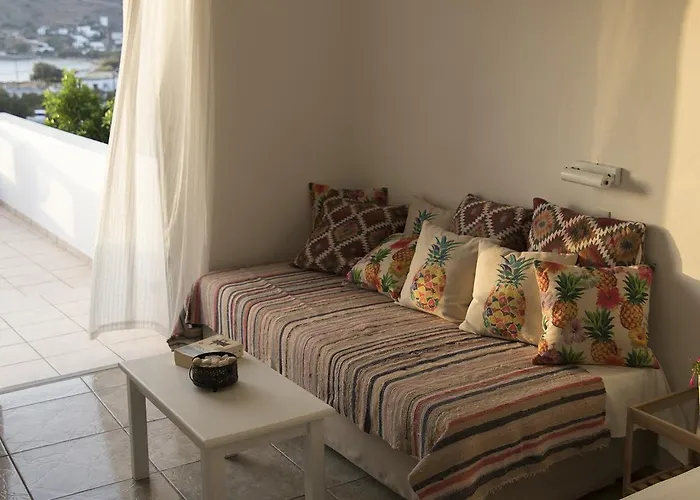 Armadoros / Backpackers