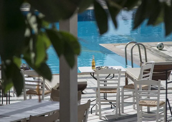 Hotel Armadoros / Backpackers