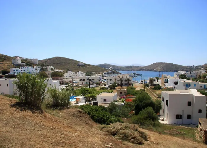 Ξενοδοχείο Armadoros / Backpackers